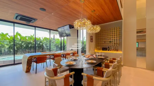 Casa de Condomínio com 5 Quartos à venda, 380m² no Cidade Alpha, Eusébio