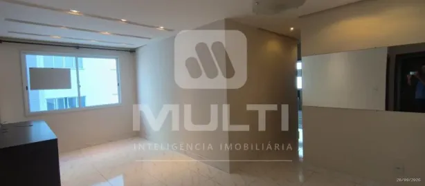 Apartamento com 3 Quartos para alugar, 87m² no Tabajaras, Uberlândia