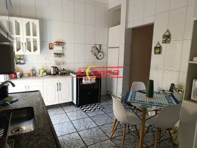 Sobrado com 3 Quartos à venda, 210m² no Vila Itapoan, Guarulhos