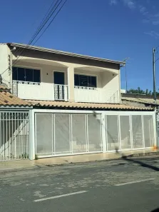 Casa com 4 Quartos à venda, 230m² no Guará II, Brasília