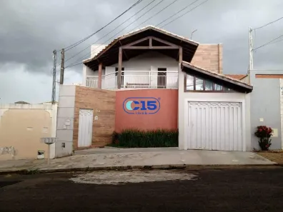 Casa com 3 Quartos à venda, 380m² no Jardim Flórida, Franca