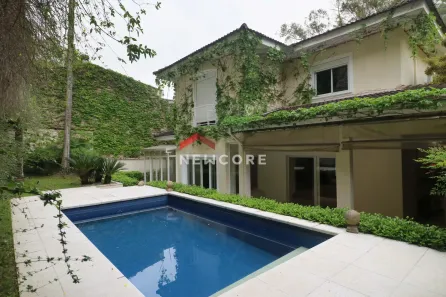 Casa de Condomínio com 4 Quartos à venda, 440m² no Jardim Leonor, São Paulo