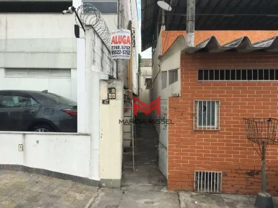 Casa com 1 Quarto para alugar, 28m² no Califórnia, Nova Iguaçu