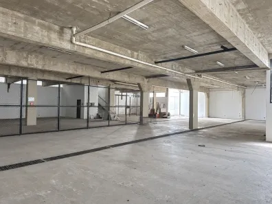 Prédio Residencial para alugar, 1578m² no Setor Coimbra, Goiânia