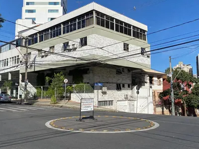 Prédio Comercial para alugar, 1200m² no Lourdes, Belo Horizonte