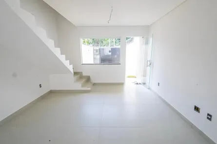 Casa com 2 Quartos à venda, 100m² no Parque Xangri-Lá, Contagem