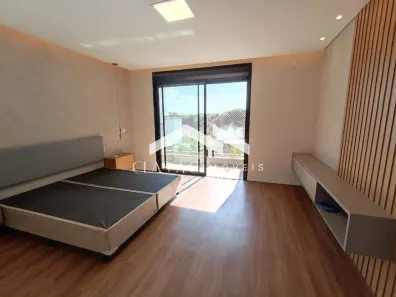 Casa de Condomínio com 3 Quartos para alugar, 240m² no Granja Marileusa, Uberlândia