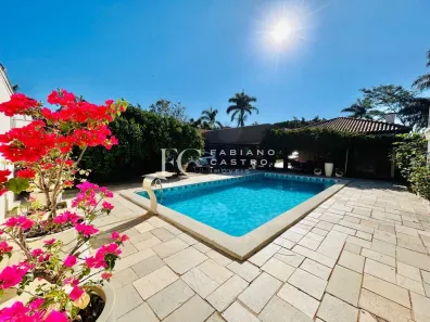 Fazenda/Sítio com 3 Quartos à venda, 967m² no Centro, Guapiaçu