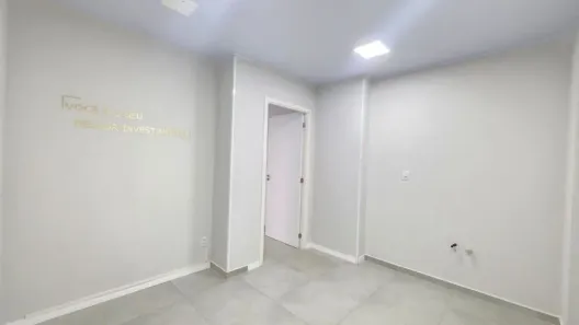 Sala Comercial para alugar, 38m² no Gravatá, Navegantes