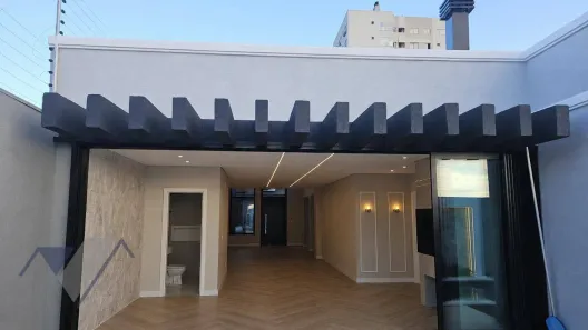 Casa com 3 Quartos à venda, 331m² no Centro, Cascavel