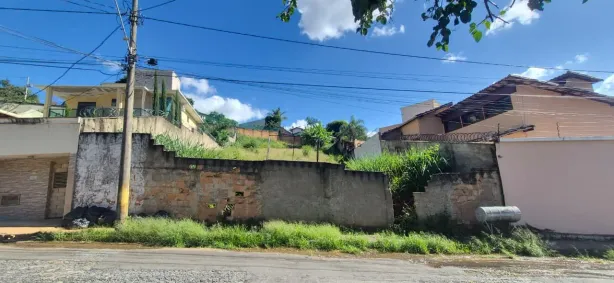 Lote/Terreno à venda, 645m² no Estoril, Belo Horizonte