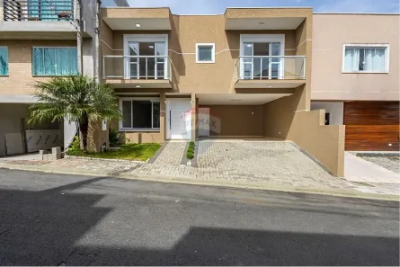 Casa de Condomínio com 3 Quartos à venda, 151m² no Barreirinha, Curitiba