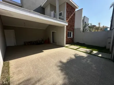 Casa com 3 Quartos à venda, 250m² no Portal das Colinas, Guaratinguetá