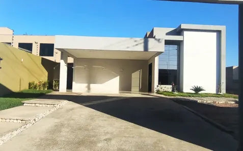 Casa com 3 Quartos à venda, 201m² no Jardim Universitário, Cuiabá