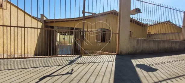 Casa com 3 Quartos à venda, 87m² no Conjunto Habitacional Maria Cecília Serrano de Oliveira, Londrina