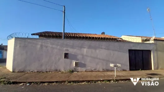 Casa com 2 Quartos para alugar, 111m² no Jardim Maracanã, Uberaba