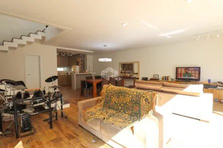 Casa de Condomínio com 3 Quartos à venda, 438m² no Pedra Redonda, Porto Alegre