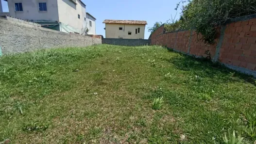 Lote/Terreno à venda, 360m² no São Mateus, São Pedro da Aldeia