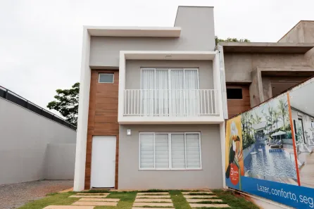 Casa de Condomínio com 3 Quartos à venda, 96m² no Jardim Novo Mundo, Goiânia