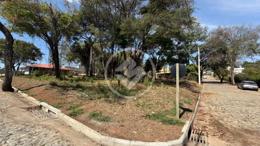 Lote/Terreno à venda, 405m² no Angicos, Vespasiano