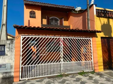 Sobrado com 3 Quartos à venda, 151m² no Vila Amorim, Suzano