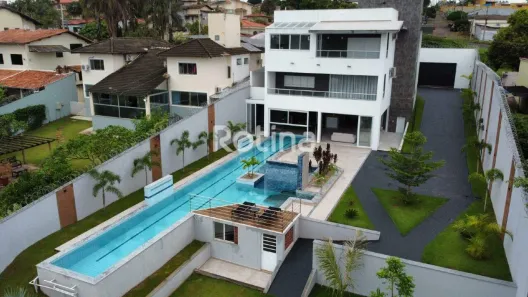 Casa com 3 Quartos para alugar, 516m² no Cidade Jardim, Uberlândia