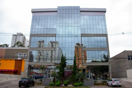 Prédio Comercial para alugar, 4400m² no Jardim Taquaral, São Paulo