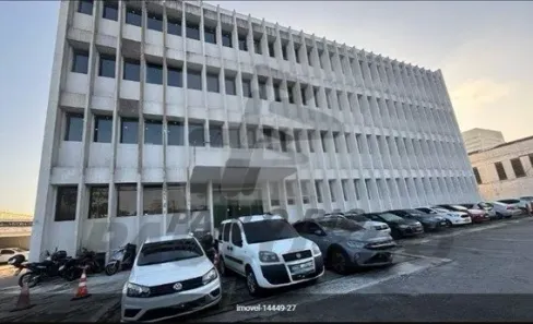 Prédio Comercial para alugar, 7000m² no Jurubatuba, São Paulo