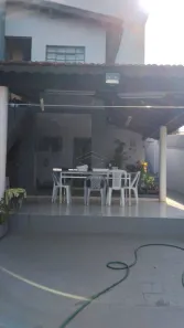 Sobrado com 3 Quartos à venda, 259m² no Centro, Botucatu