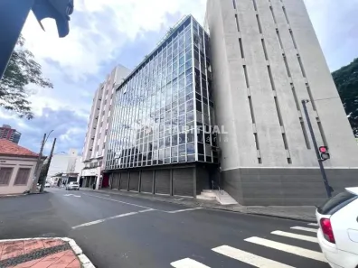 Sala Comercial para alugar, 170m² no Fundinho, Uberlândia