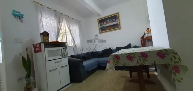 Sobrado com 2 Quartos à venda, 73m² no Vila Formosa, Jacareí