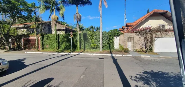 Lote/Terreno à venda, 600m² no Interlagos, São Paulo