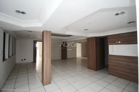 Sala Comercial para alugar, 213m² no Centro, Curitiba