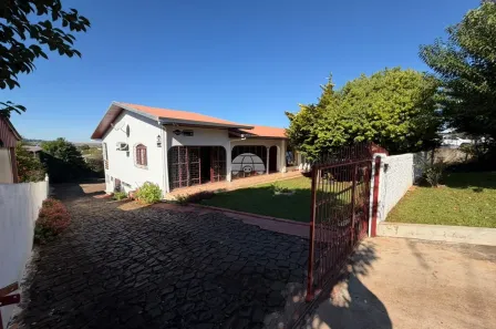 Casa com 5 Quartos à venda, 320m² no Passarela, Marmeleiro