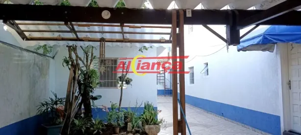 Casa com 3 Quartos à venda, 250m² no Vila Barros, Guarulhos