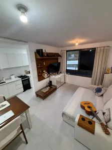 Apartamento com 2 Quartos à venda, 63m² no Carvoeira, Florianópolis