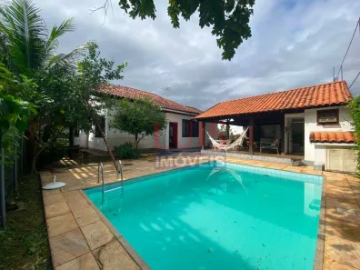 Casa de Condomínio com 3 Quartos à venda, 260m² no Piratininga, Niterói