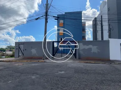 Apartamento com 2 Quartos para alugar, 10m² no Centro, Marília