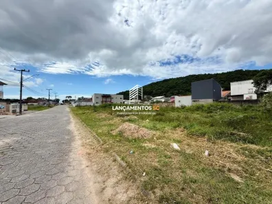 Lote/Terreno à venda, 360m² no Fundos, Biguaçu