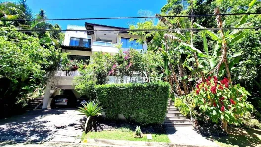 Casa de Condomínio com 3 Quartos à venda, 235m² no Badu, Niterói