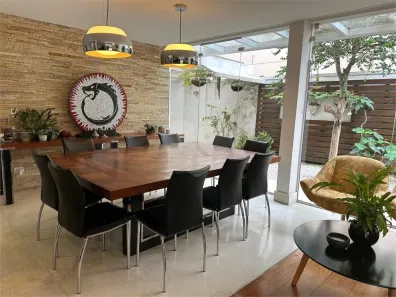 Casa com 6 Quartos à venda, 329m² no Vila Ipojuca, São Paulo