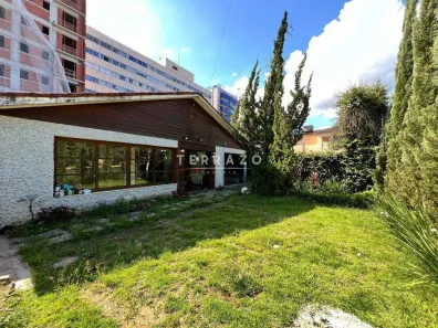 Imóvel Comercial com 1 Quarto à venda, 210m² no Várzea, Teresópolis