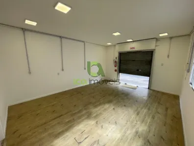 Prédio Comercial à venda, 209m² no Barreiros, São José