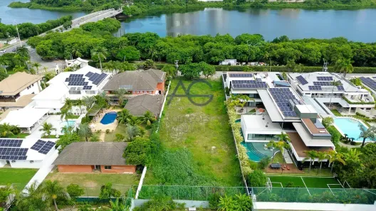 Lote/Terreno à venda, 2250m² no Barra da Tijuca, Rio de Janeiro