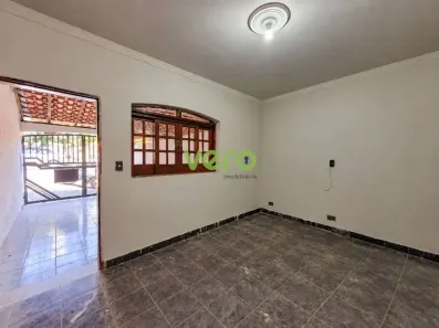 Casa com 2 Quartos para alugar, 70m² no Vila Dainese, Americana