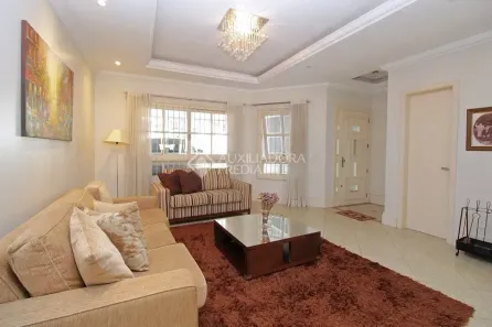 Casa com 4 Quartos à venda, 285m² no Jardim Itu, Porto Alegre