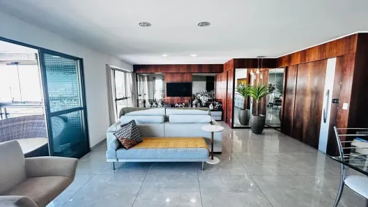 Apartamento com 4 Quartos à venda, 220m² no Jaqueira, Recife