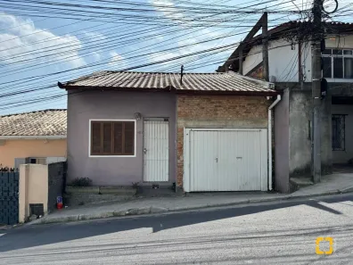 Casa com 3 Quartos à venda, 107m² no Centro, Florianópolis