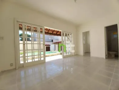 Casa com 3 Quartos à venda, 330m² no Piratininga, Niterói