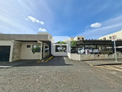 Apartamento com 3 Quartos para alugar, 78m² no Marta Helena, Uberlândia